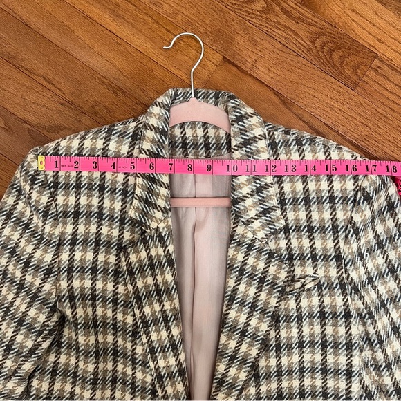 Vintage Houndstooth Blazer - Picture 9 of 12